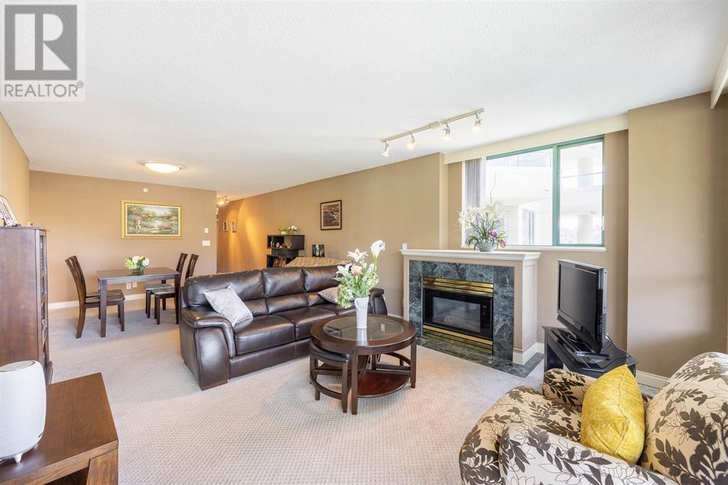 10e 338 Taylor Way, West Vancouver, British Columbia  V7T 2Y1 - Photo 2 - R2817428