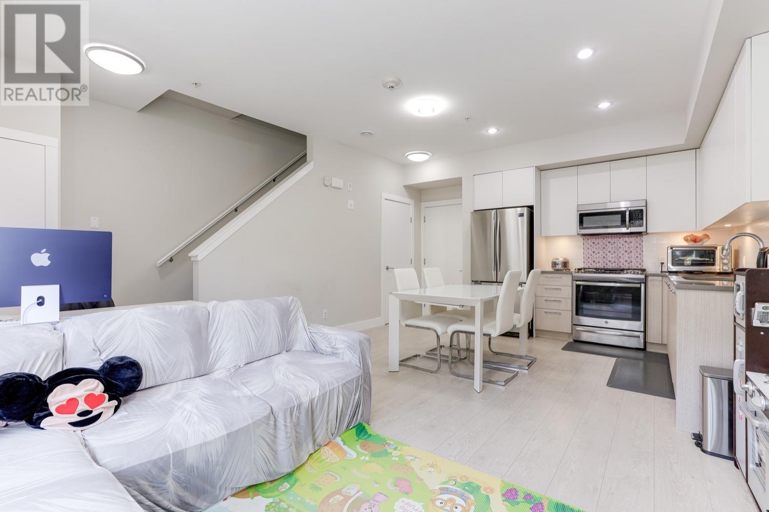 10 5188 Savile Row, Burnaby, British Columbia  V5E 0C3 - Photo 5 - R2817459