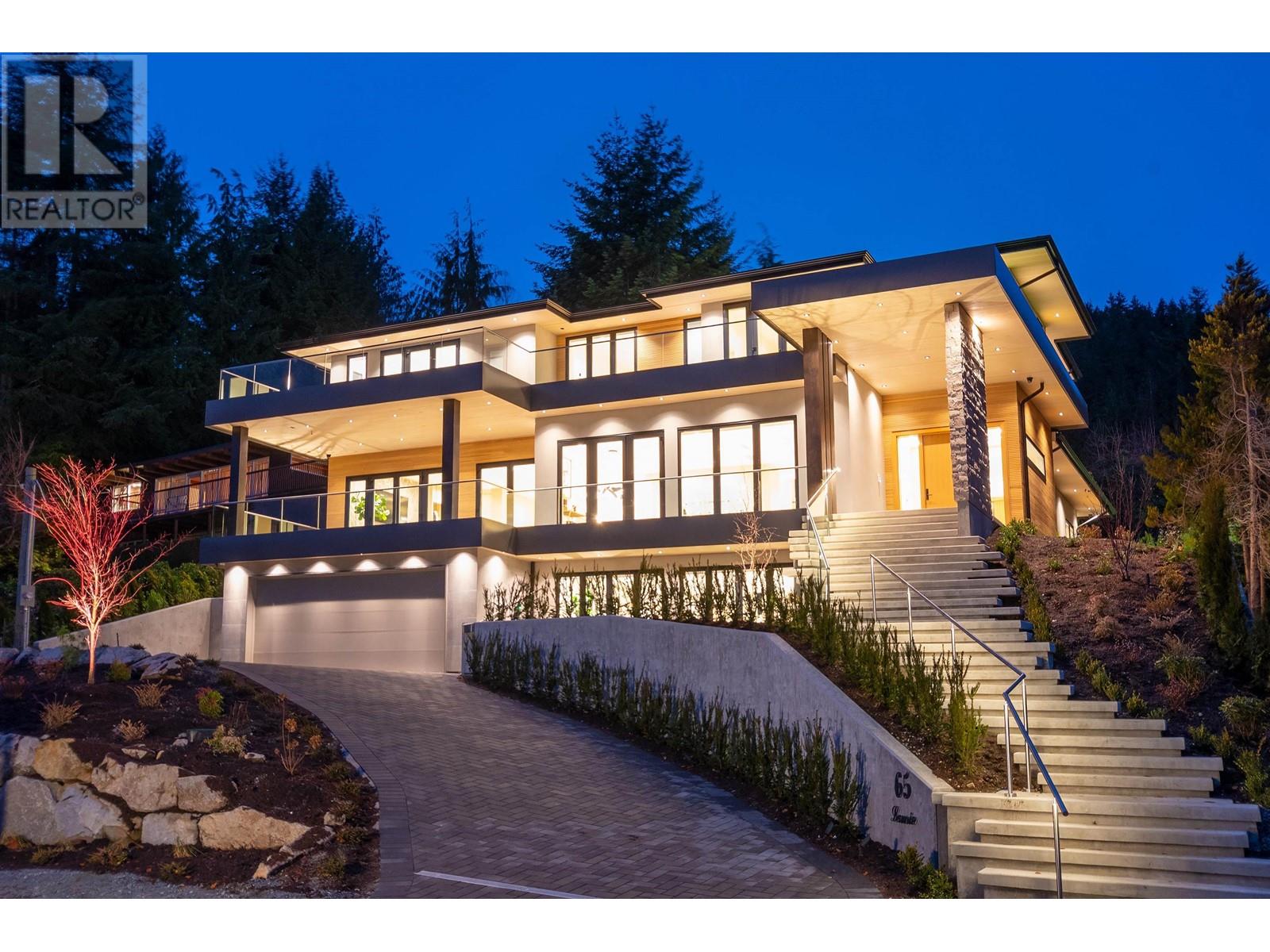 65 LAURIE CRESCENT, west vancouver, British Columbia