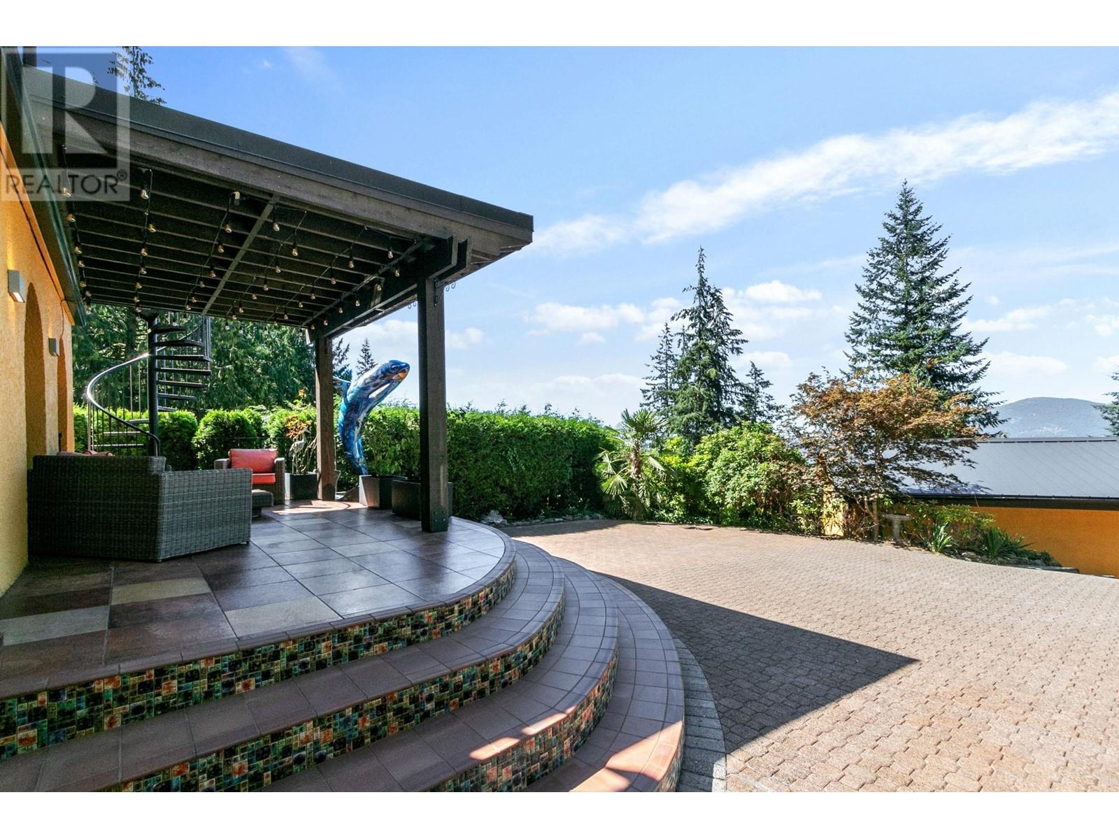 75 Sunset Drive, Lions Bay, British Columbia  V0N 2E0 - Photo 27 - R2817436