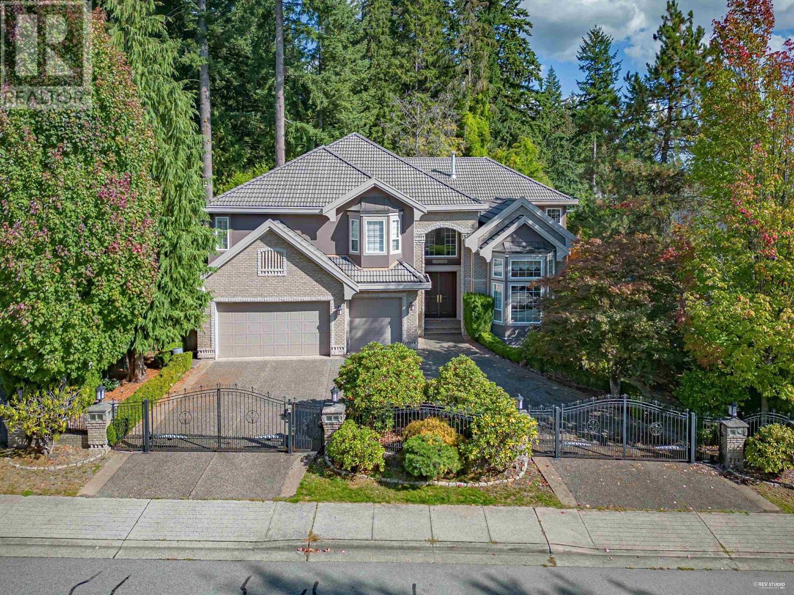 1729 Hampton Drive, Coquitlam, British Columbia  V3E 3C9 - Photo 1 - R2817455
