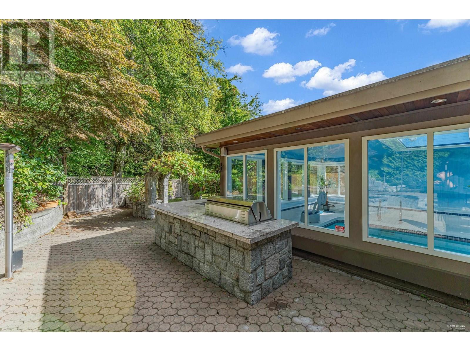 1729 Hampton Drive, Coquitlam, British Columbia  V3E 3C9 - Photo 10 - R2817455