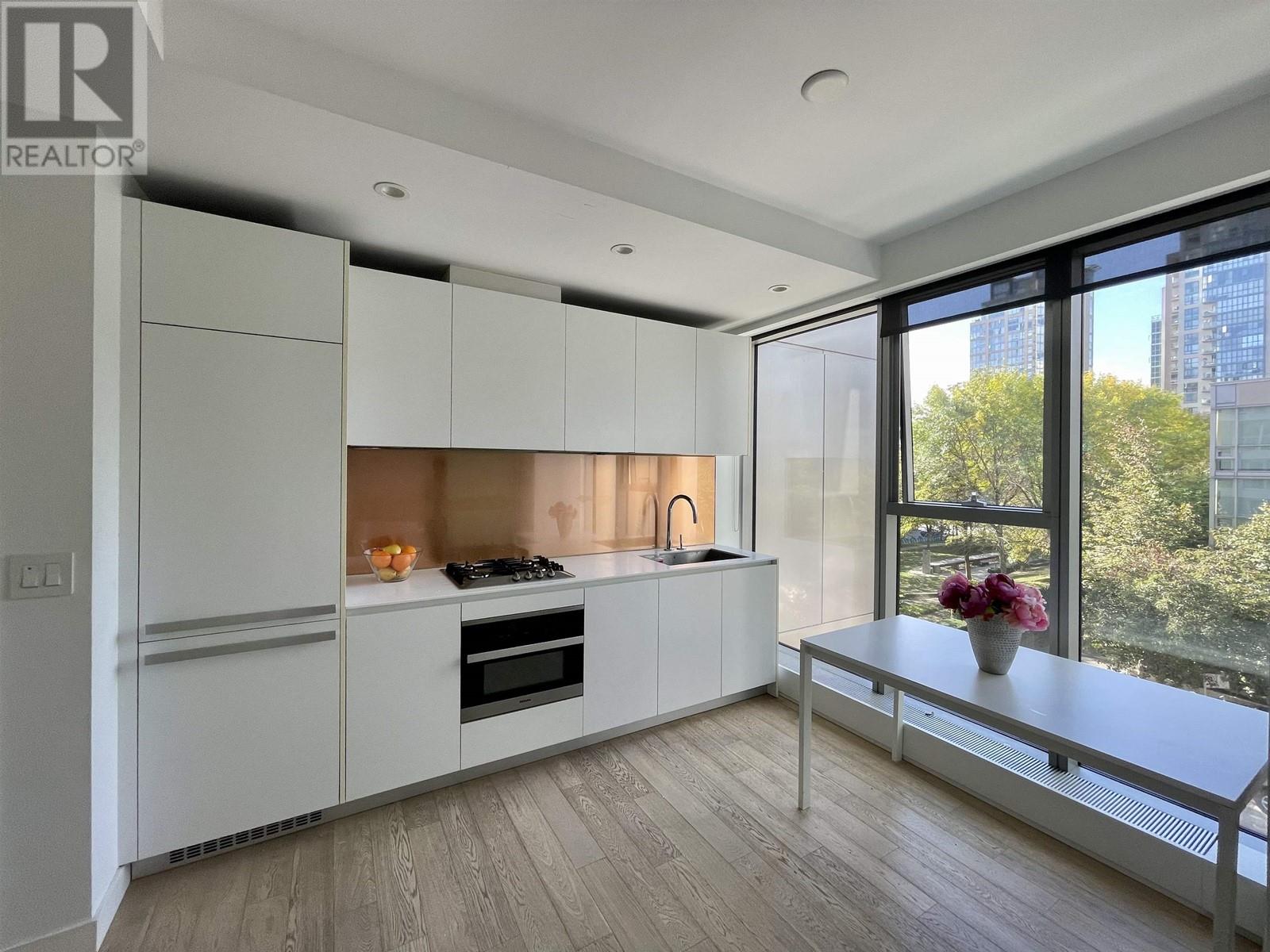 503 1480 Howe Street, Vancouver, British Columbia  V6Z 0G5 - Photo 2 - R2815834