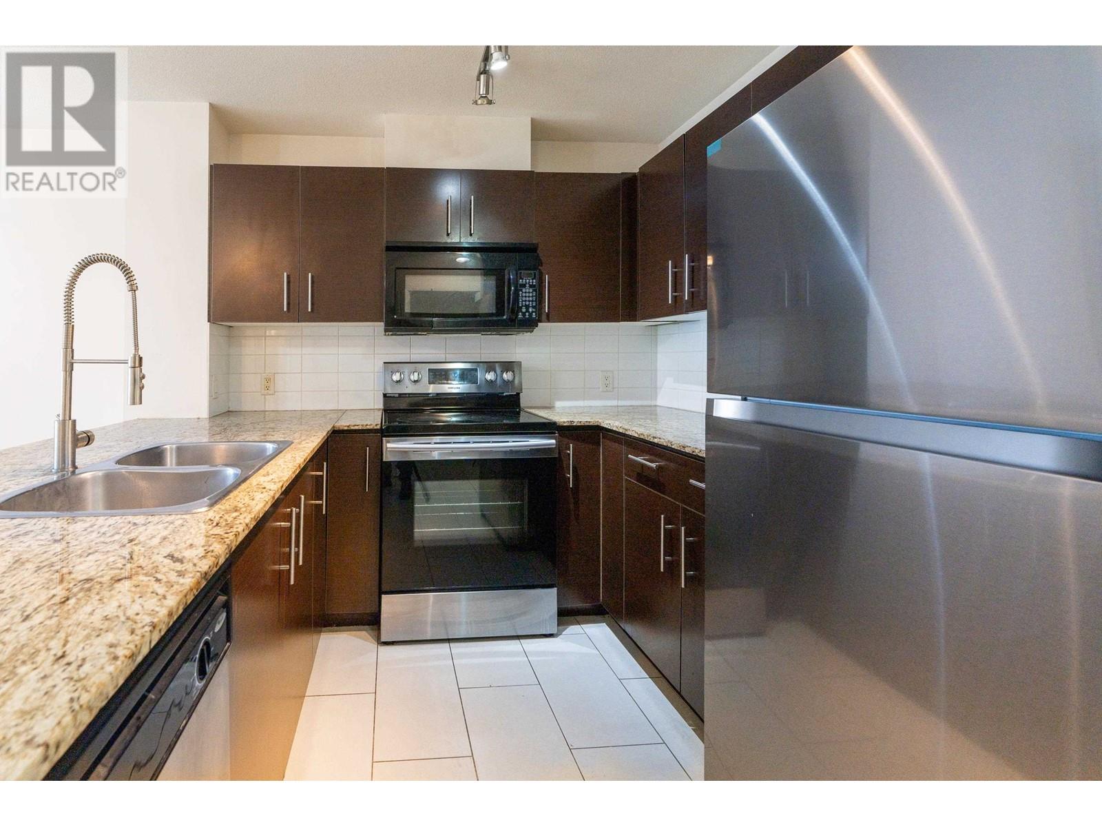 412 11665 Haney Bypass, Maple Ridge, British Columbia  V2X 8W9 - Photo 6 - R2817406