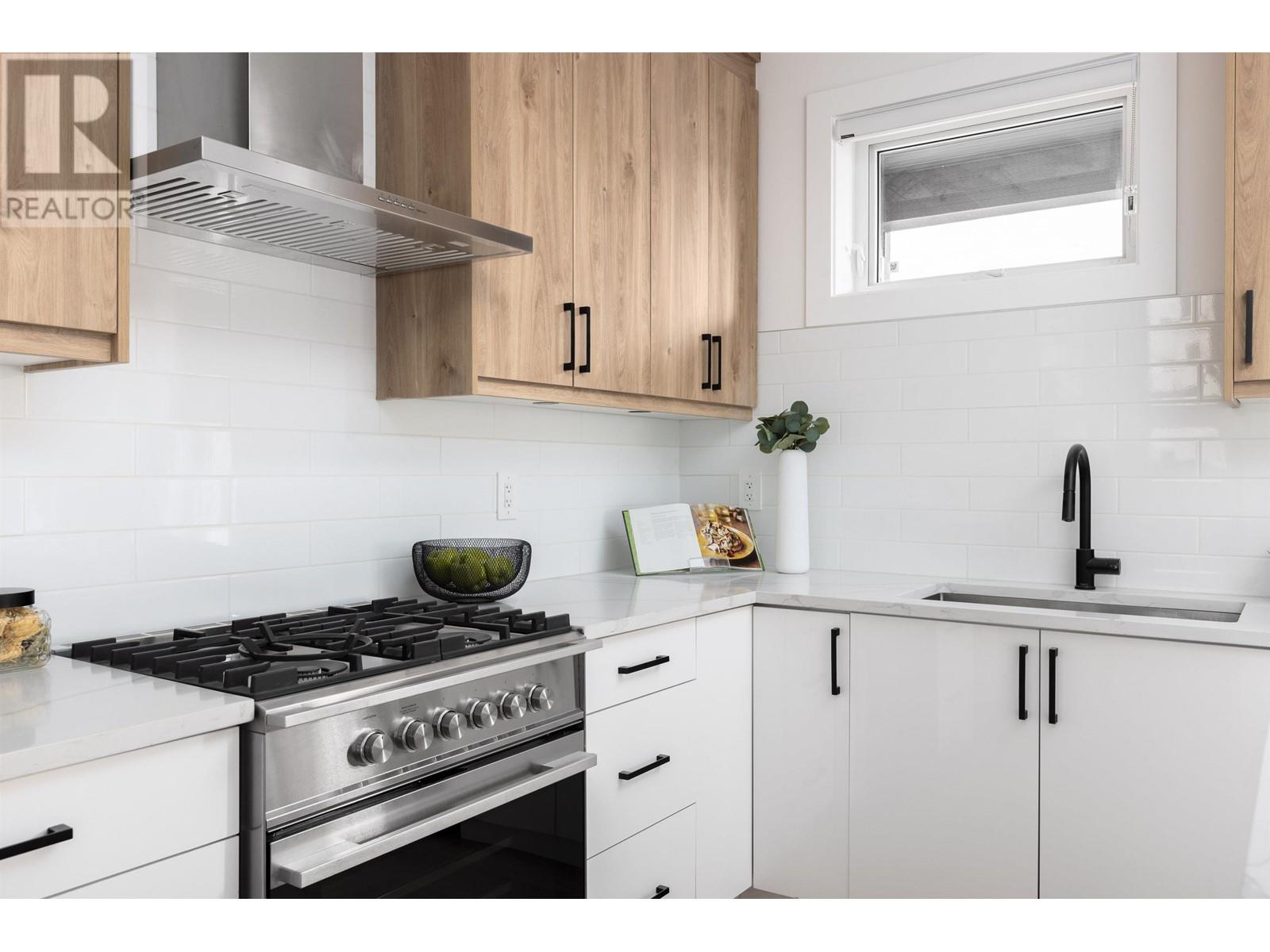 3603 Price Street, Vancouver, British Columbia  V5R 5R4 - Photo 4 - R2817481
