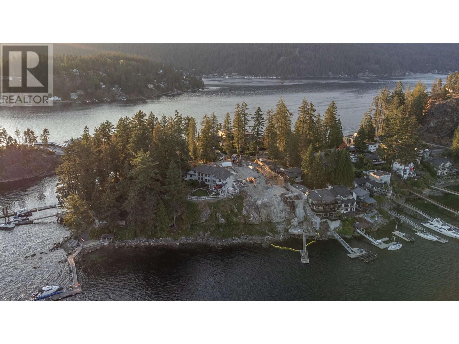 242 Turtlehead Road, Belcarra, British Columbia  V3H 4P2 - Photo 11 - R2817488