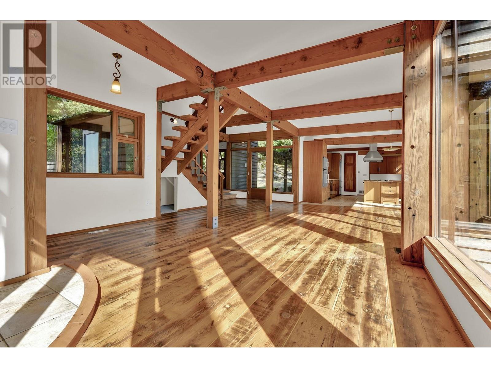 1091 Cowan Point Drive, Bowen Island, British Columbia  V0N 1G2 - Photo 5 - R2814611