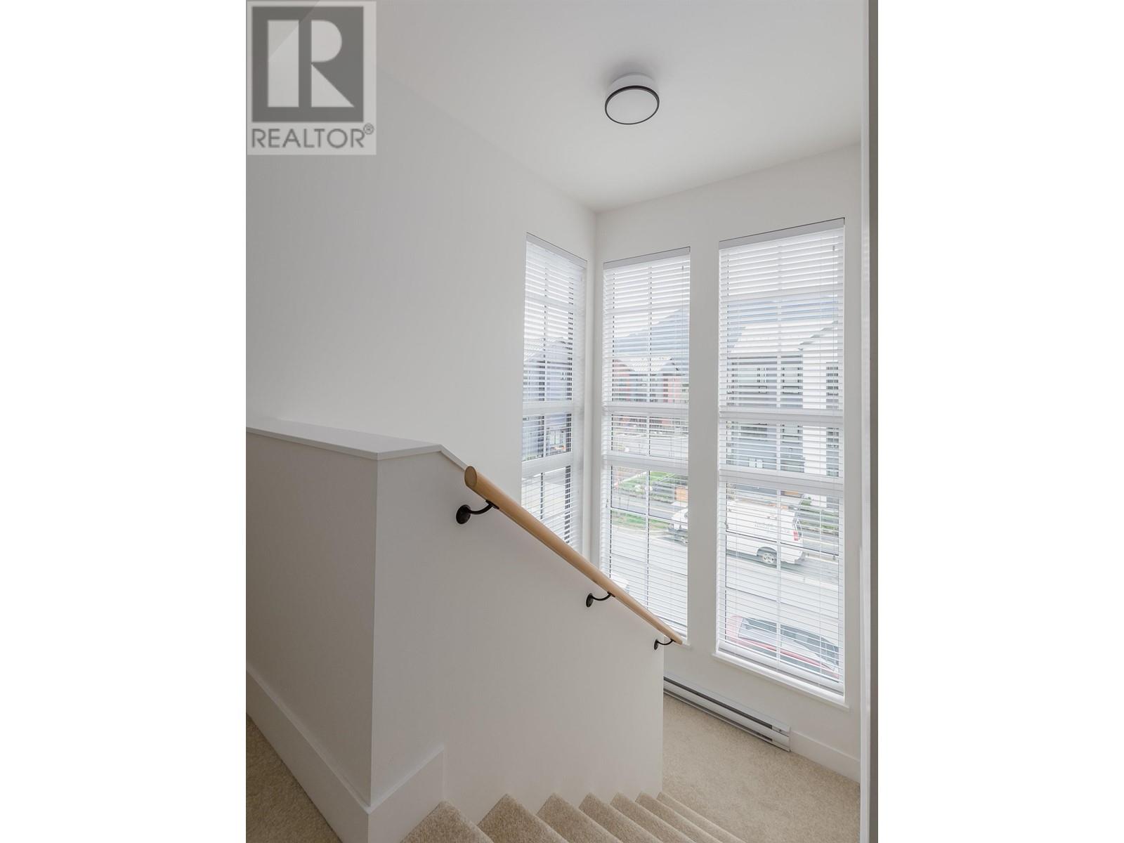 1352 Marinaside Place, Squamish, British Columbia  V8B 1A8 - Photo 5 - R2817584