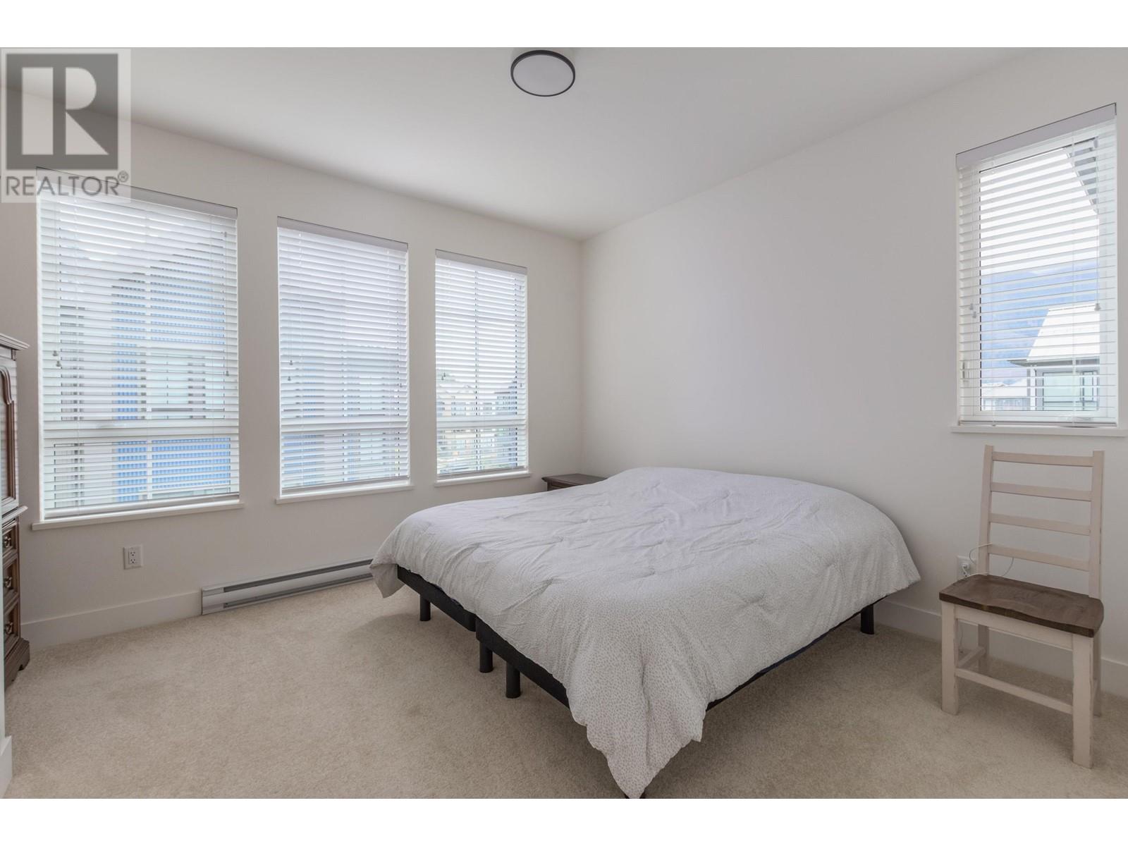 1352 Marinaside Place, Squamish, British Columbia  V8B 1A8 - Photo 6 - R2817584