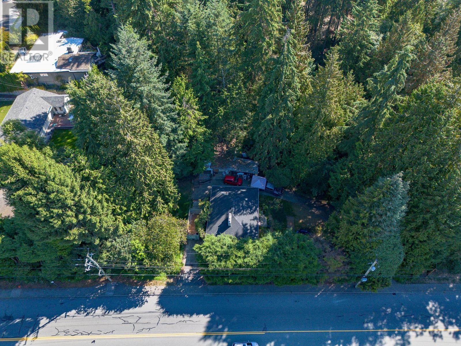 698 W Kings Road, North Vancouver, British Columbia  V7N 2M7 - Photo 28 - R2817549
