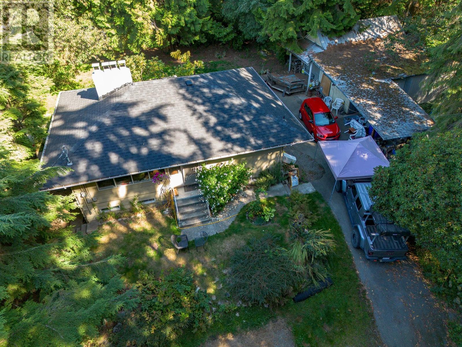 698 W Kings Road, North Vancouver, British Columbia  V7N 2M7 - Photo 6 - R2817549