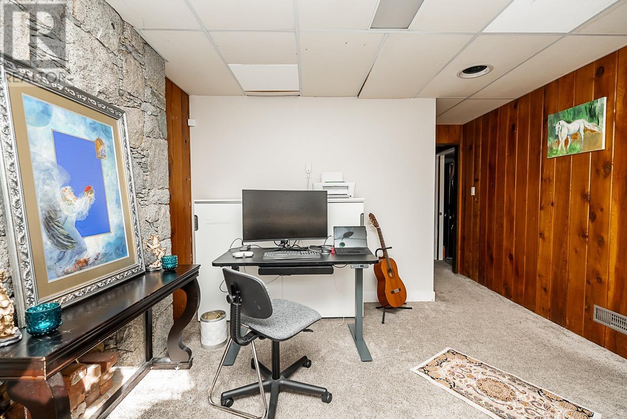 50 Hythe Avenue, Burnaby, British Columbia  V5B 3H7 - Photo 19 - R2817578