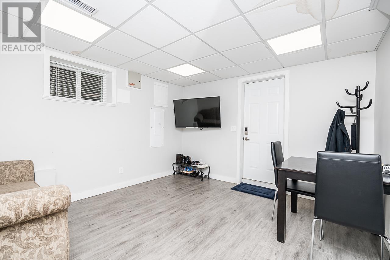 50 Hythe Avenue, Burnaby, British Columbia  V5B 3H7 - Photo 21 - R2817578