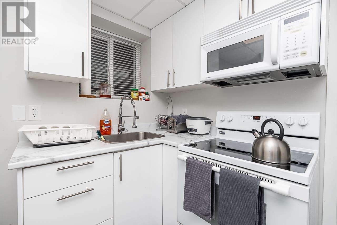 50 Hythe Avenue, Burnaby, British Columbia  V5B 3H7 - Photo 24 - R2817578