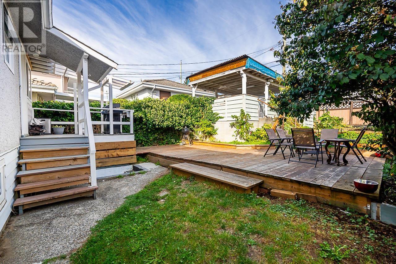 50 Hythe Avenue, Burnaby, British Columbia  V5B 3H7 - Photo 30 - R2817578