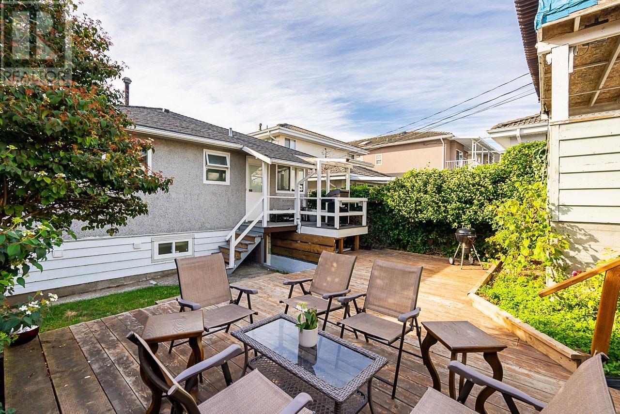 50 Hythe Avenue, Burnaby, British Columbia  V5B 3H7 - Photo 34 - R2817578