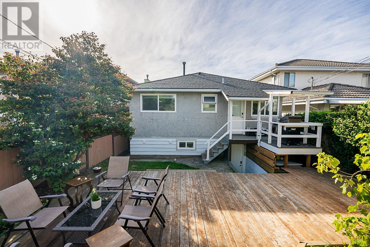 50 Hythe Avenue, Burnaby, British Columbia  V5B 3H7 - Photo 36 - R2817578