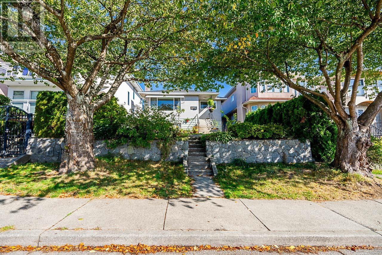 50 Hythe Avenue, Burnaby, British Columbia  V5B 3H7 - Photo 38 - R2817578
