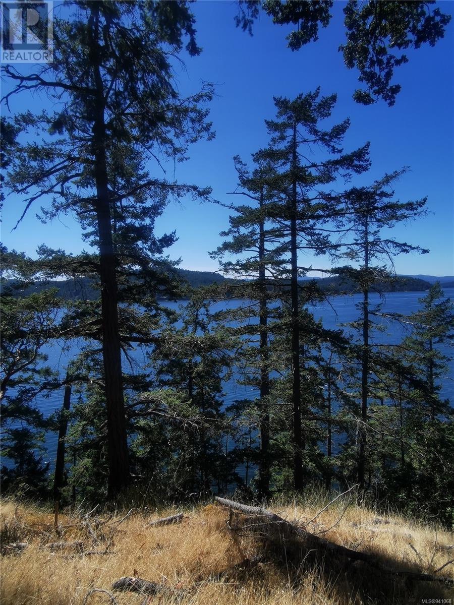 Lot 9 Beechwood Dr, mayne island, British Columbia