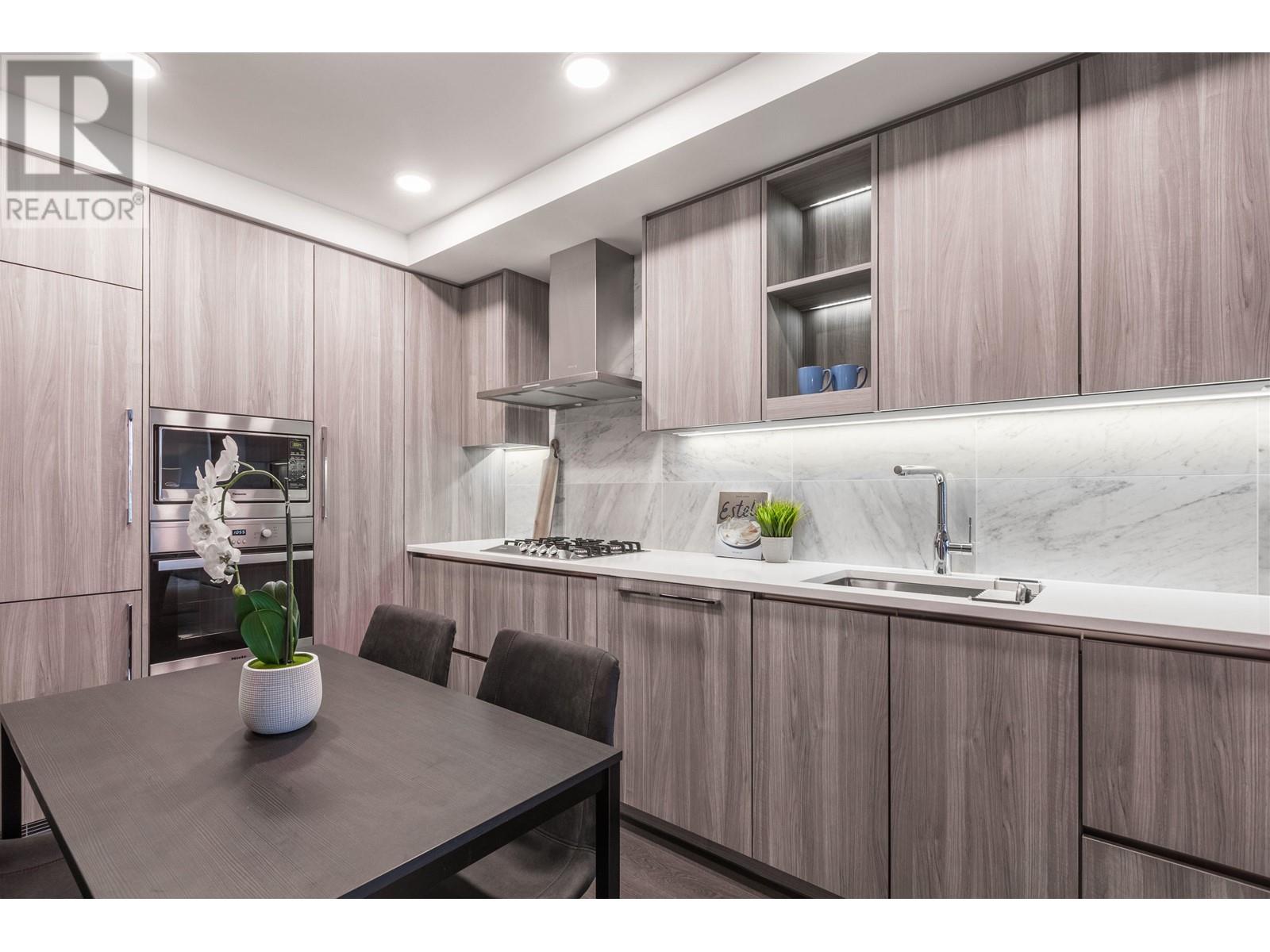 2302 433 Sw Marine Drive, Vancouver, British Columbia  V5X 0H5 - Photo 3 - R2817405