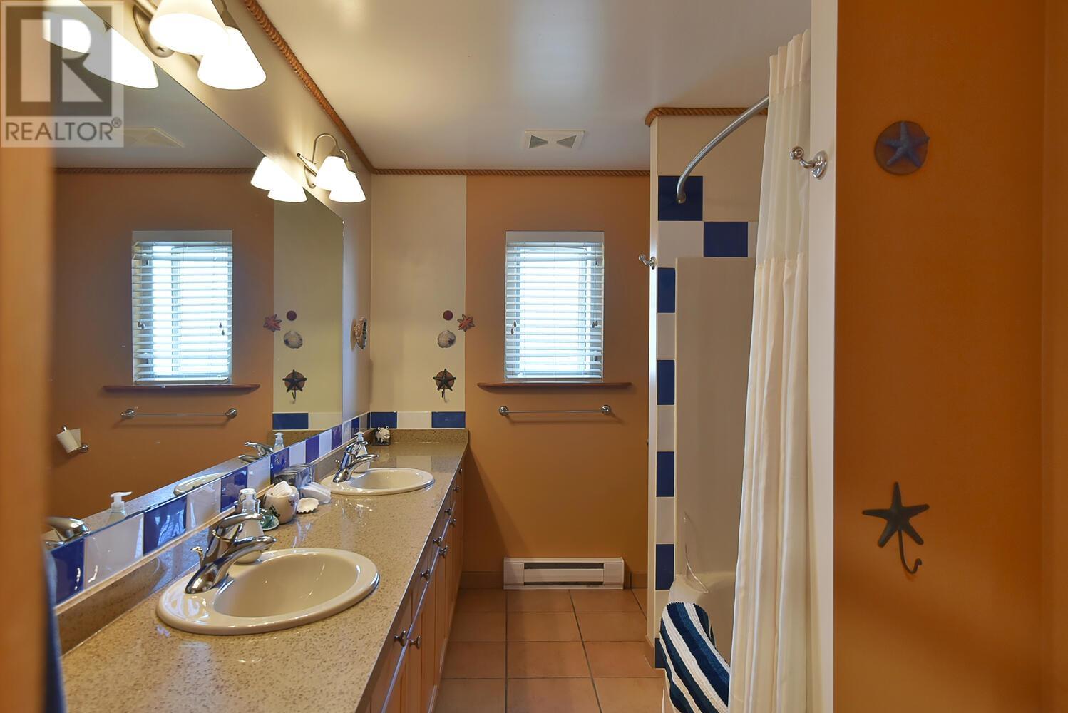 6231 Sunshine Coast Highway, Sechelt, British Columbia  V7Z 0M1 - Photo 34 - R2817514