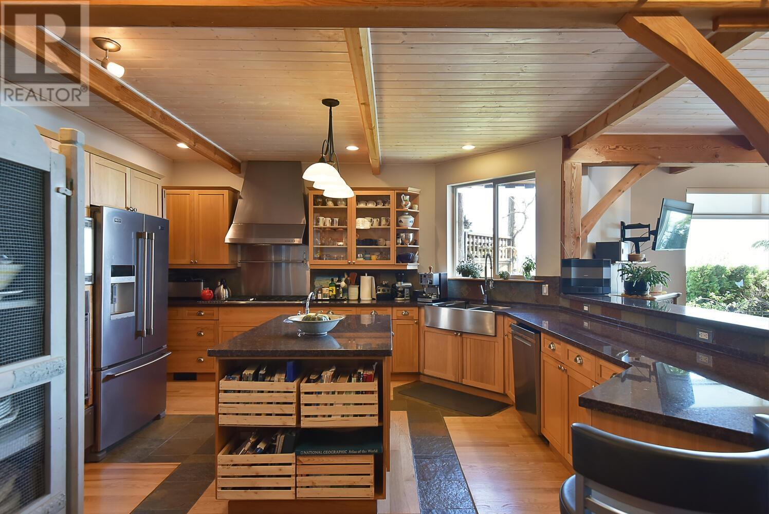 6231 Sunshine Coast Highway, Sechelt, British Columbia  V7Z 0M1 - Photo 8 - R2817514