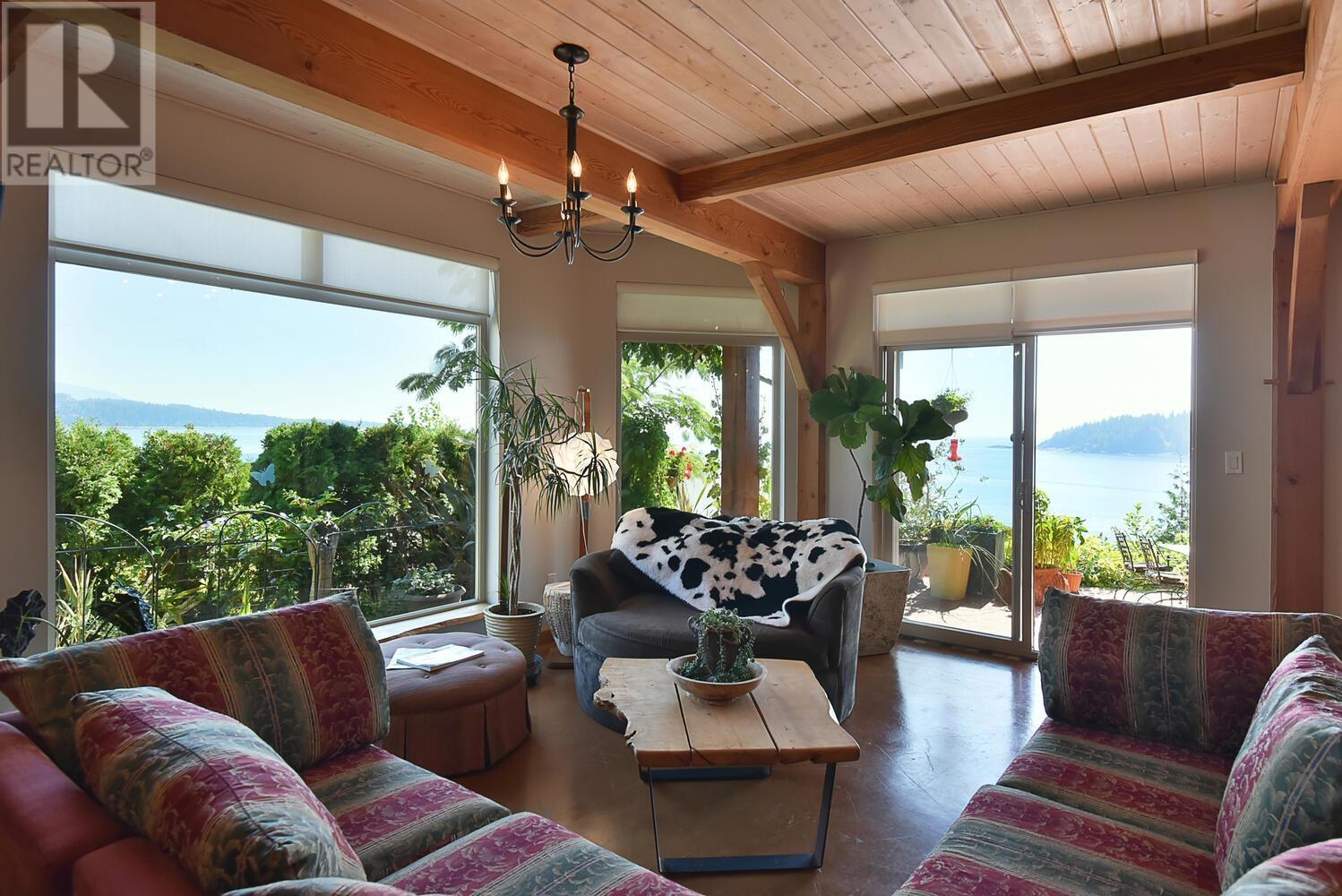 6231 Sunshine Coast Highway, Sechelt, British Columbia  V7Z 0M1 - Photo 13 - R2817514
