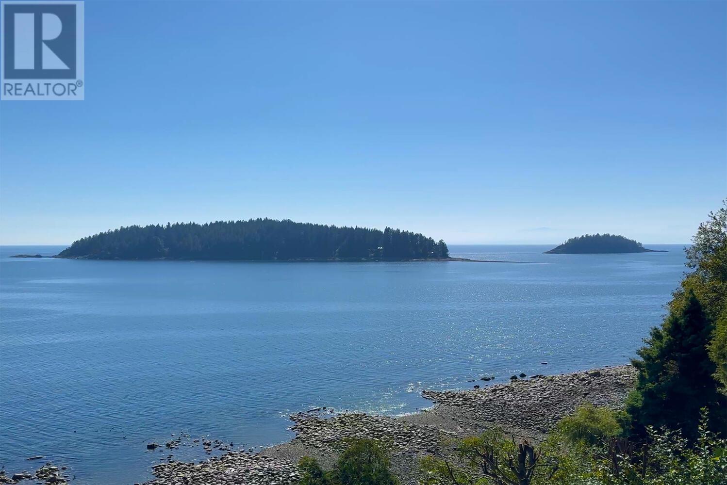 6231 Sunshine Coast Highway, Sechelt, British Columbia  V7Z 0M1 - Photo 2 - R2817514