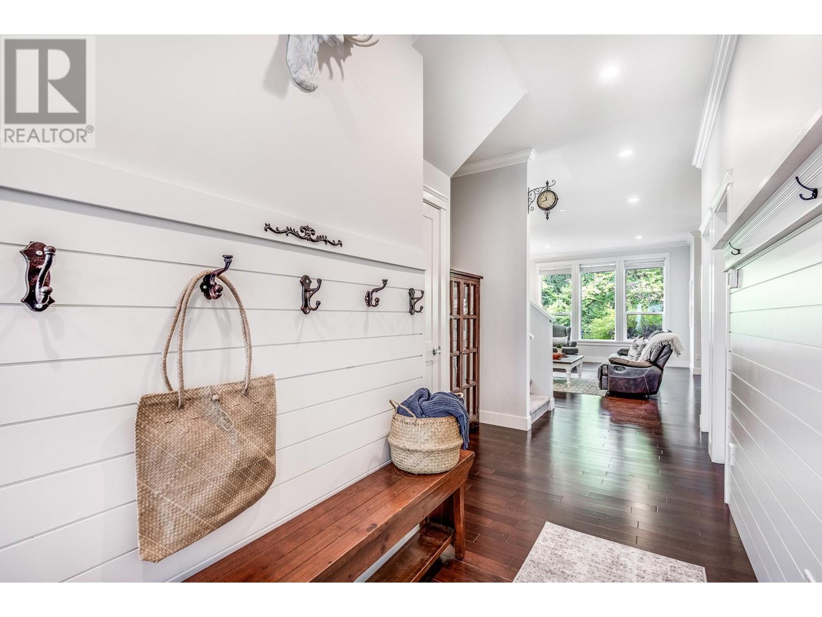 24315 104a Avenue, Maple Ridge, British Columbia  V2W 0G7 - Photo 5 - R2817589