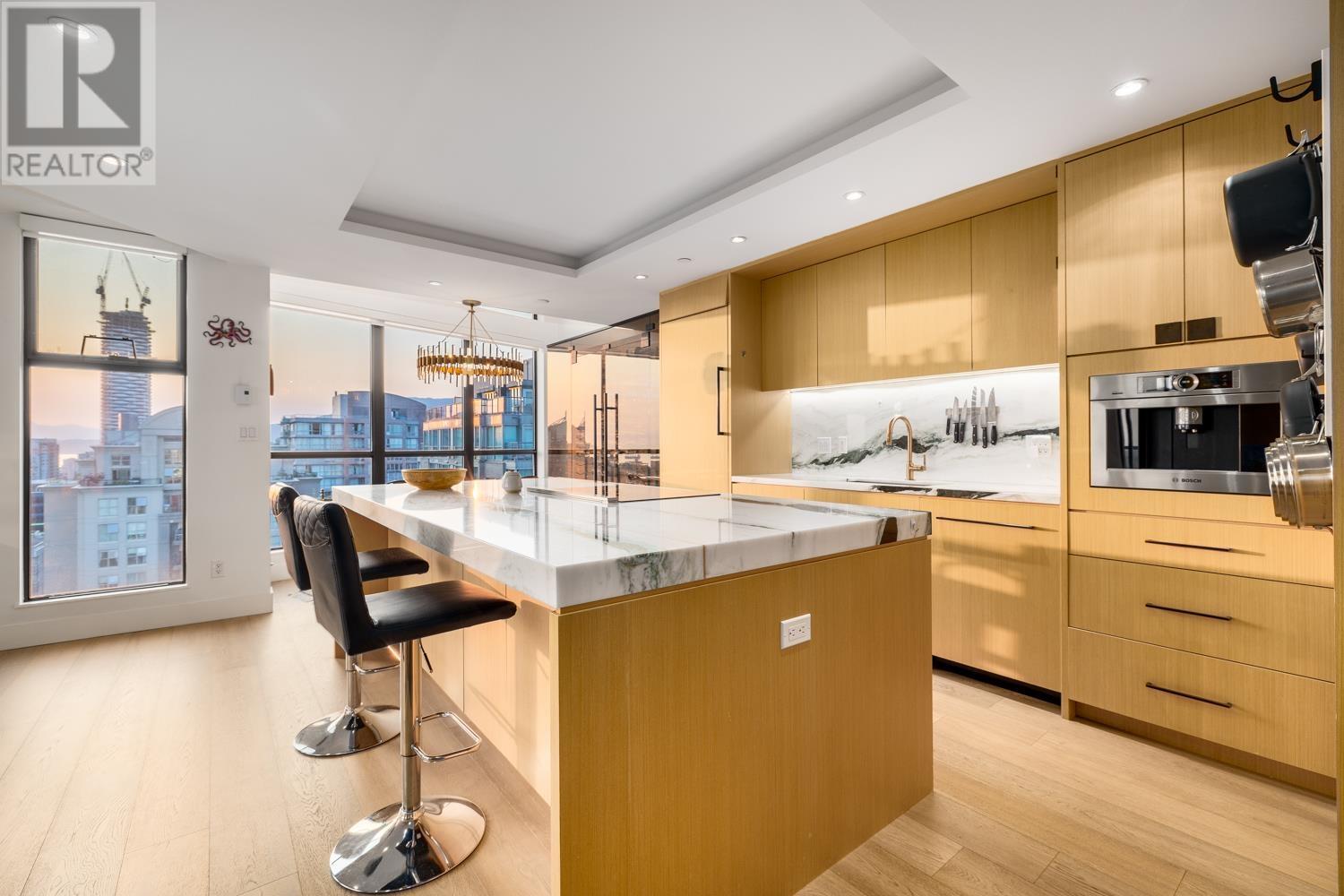 3604 939 Homer Street, Vancouver, British Columbia  V6B 2W6 - Photo 3 - R2817605