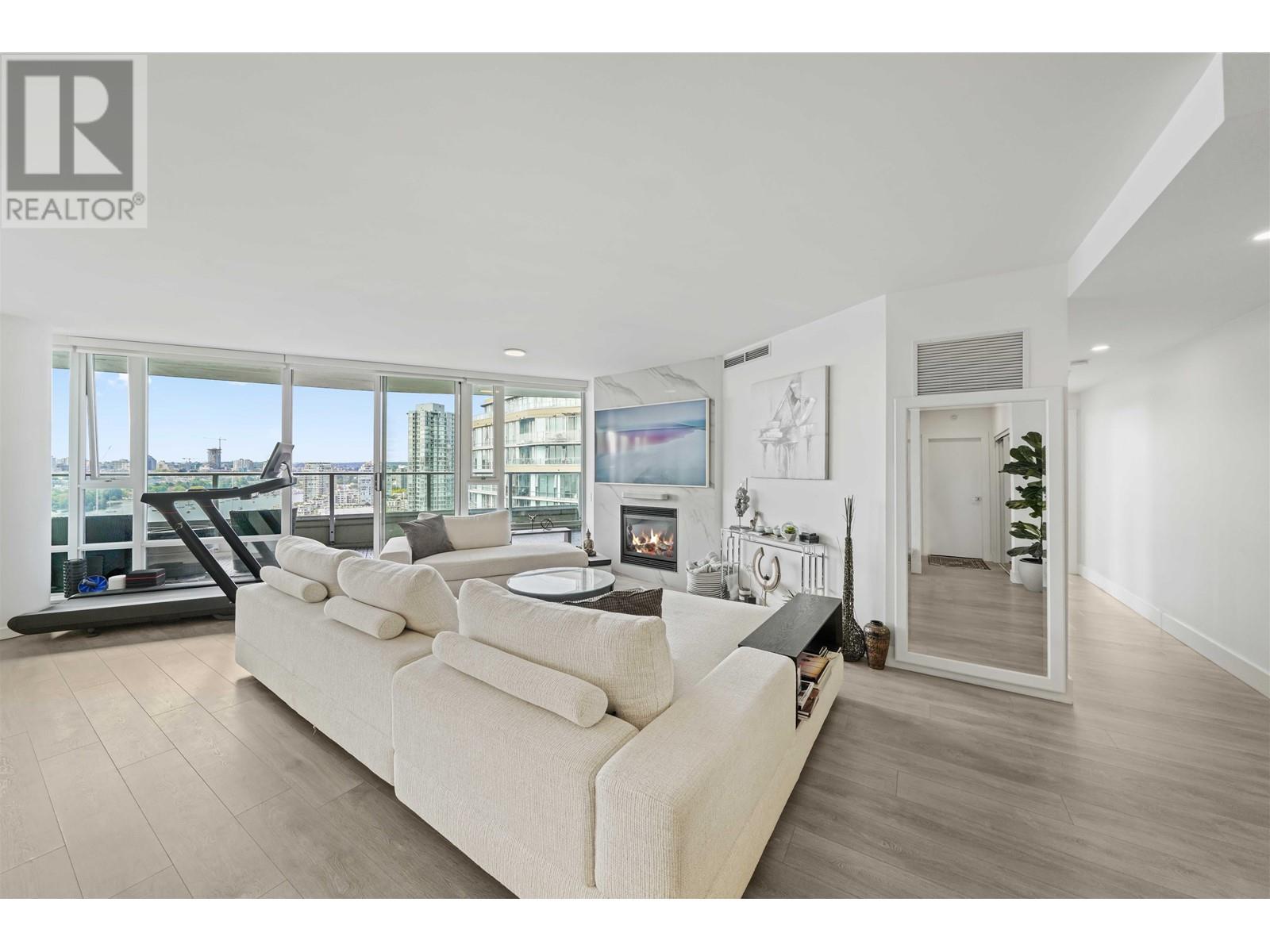 2603 8 Smithe Mews, Vancouver, British Columbia  V6B 0A5 - Photo 10 - R2817674