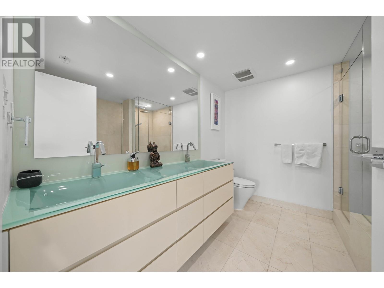 2603 8 Smithe Mews, Vancouver, British Columbia  V6B 0A5 - Photo 24 - R2817674