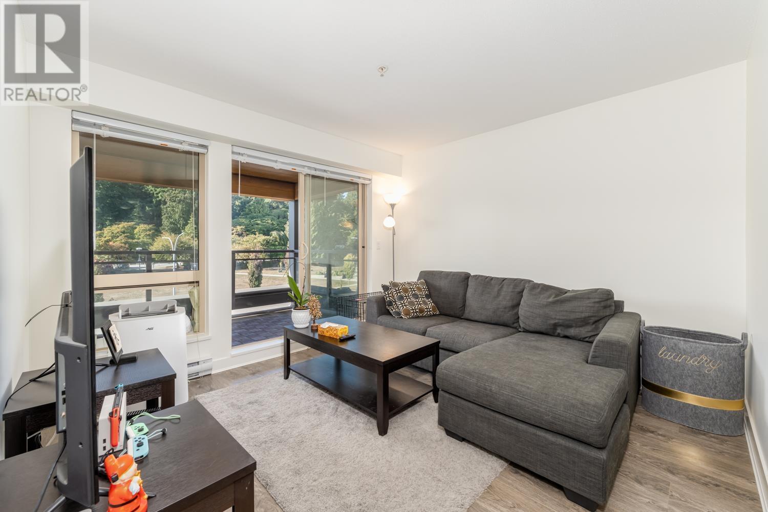 509 500 Royal Avenue, New Westminster, British Columbia  V3L 0G5 - Photo 4 - R2817287