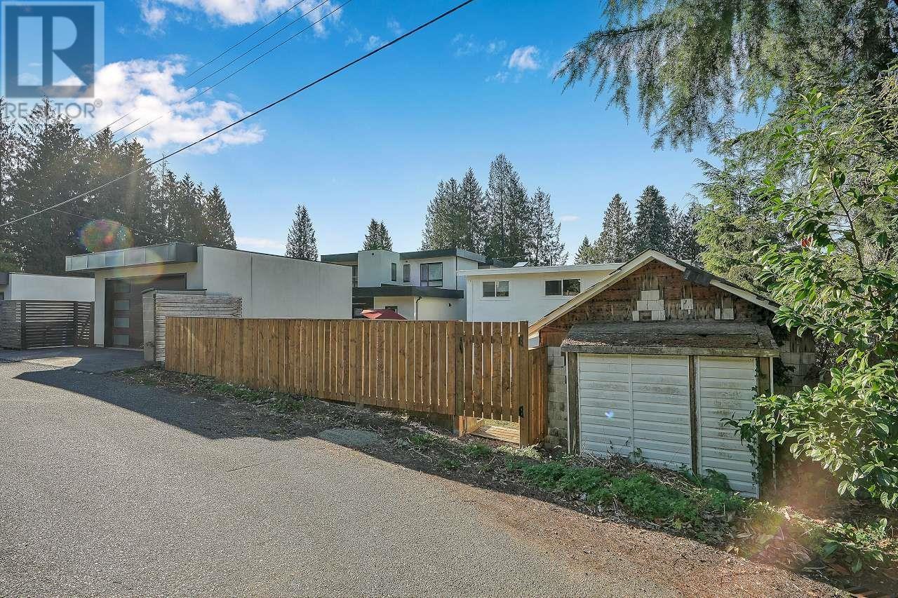 456 E 20th Street, North Vancouver, British Columbia  V7L 3B2 - Photo 5 - R2817694