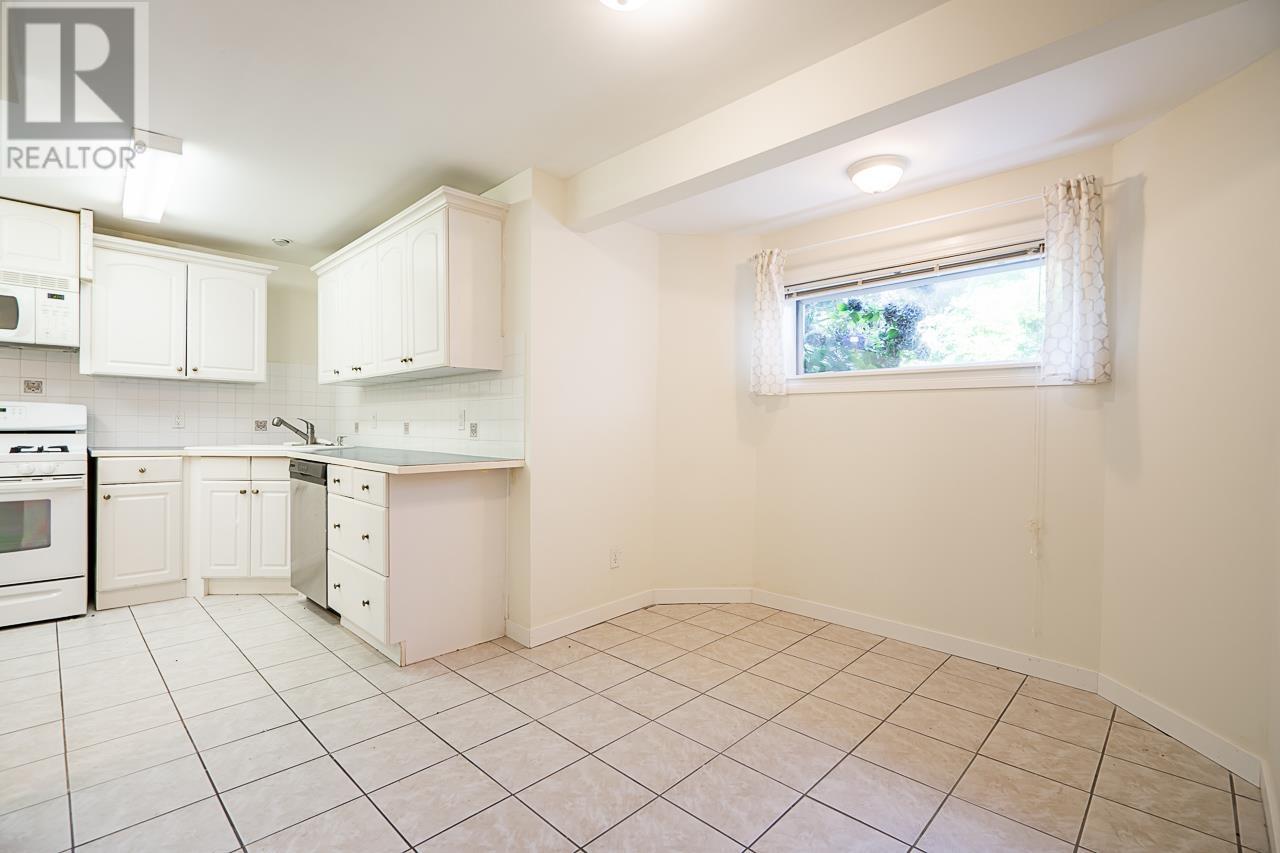1553 Wintergreen Place, Coquitlam, British Columbia  V3E 2V4 - Photo 29 - R2817768