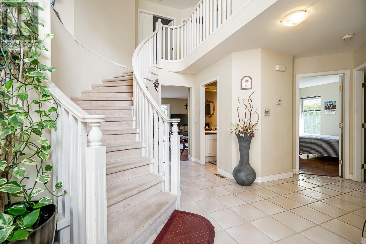 1553 Wintergreen Place, Coquitlam, British Columbia  V3E 2V4 - Photo 4 - R2817768
