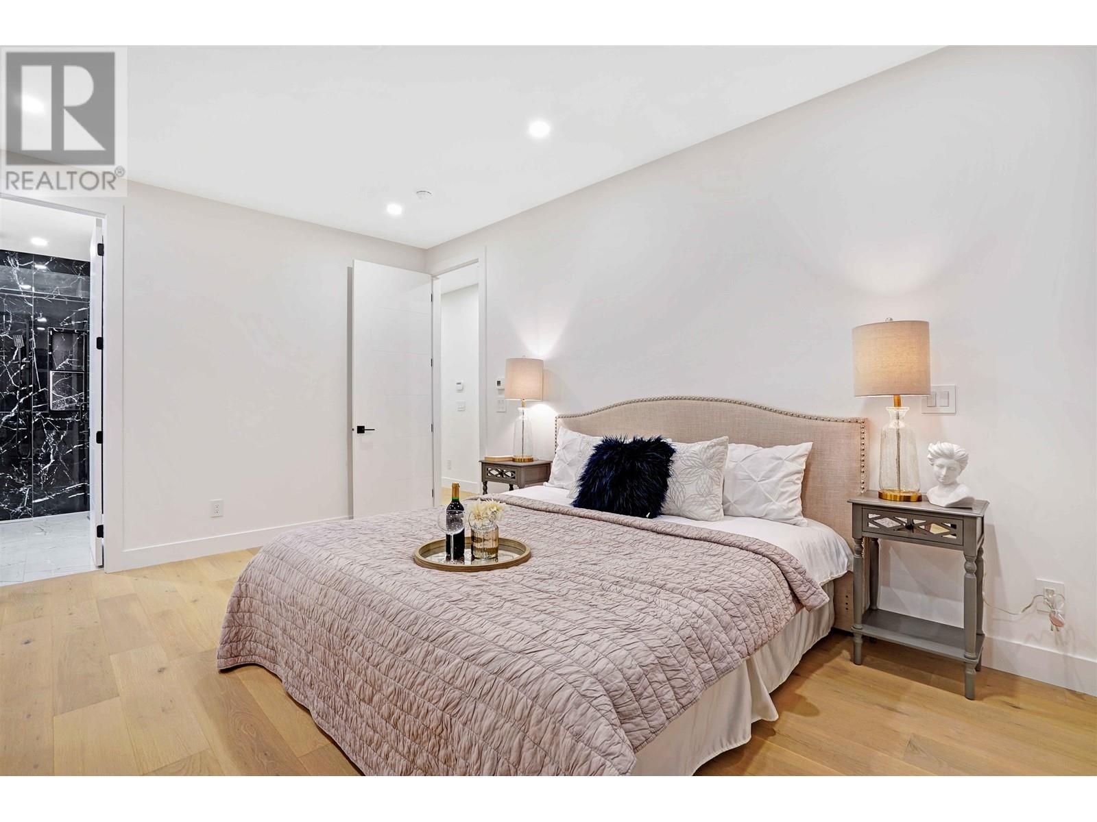 7835 10th Avenue, Burnaby, British Columbia  V3N 3S2 - Photo 20 - R2817788
