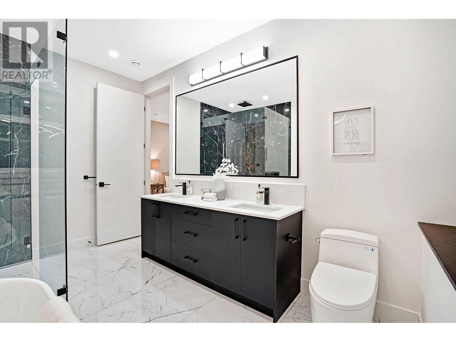 7835 10th Avenue, Burnaby, British Columbia  V3N 3S2 - Photo 23 - R2817788