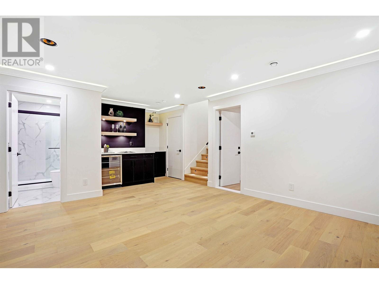 7835 10th Avenue, Burnaby, British Columbia  V3N 3S2 - Photo 28 - R2817788