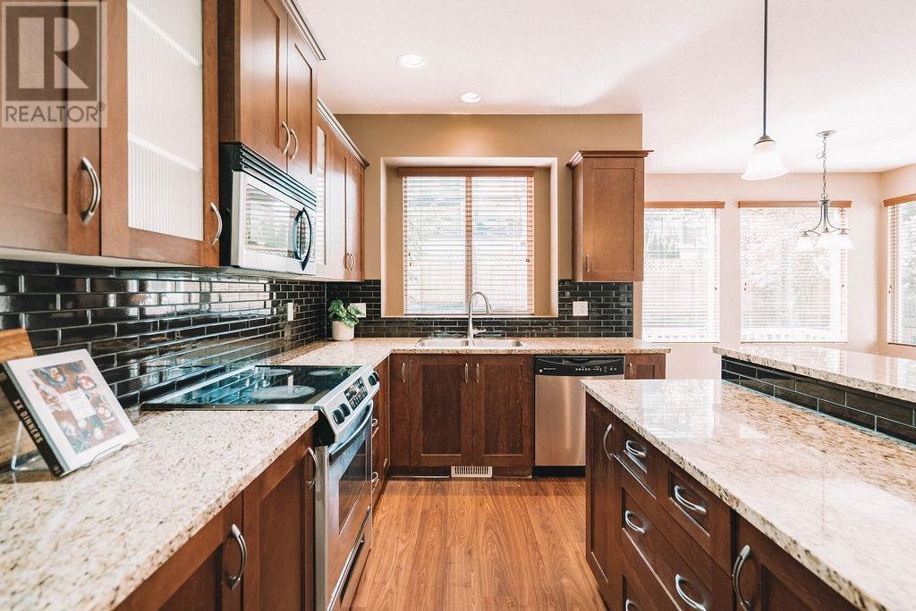 10647 Kimola Way, Maple Ridge, British Columbia  V2W 0B5 - Photo 4 - R2811886