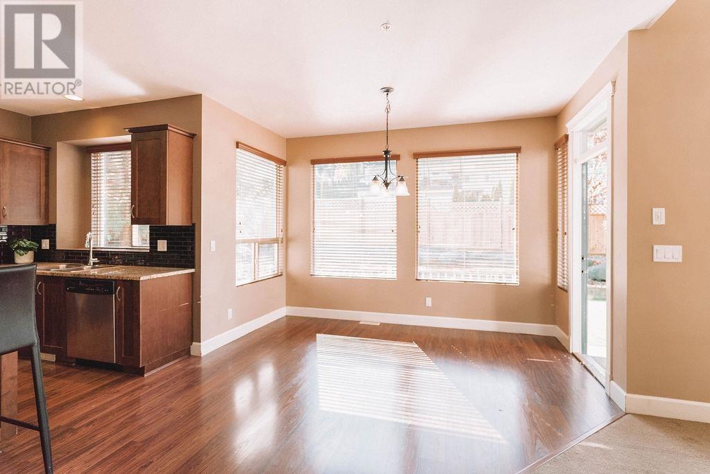 10647 Kimola Way, Maple Ridge, British Columbia  V2W 0B5 - Photo 6 - R2811886