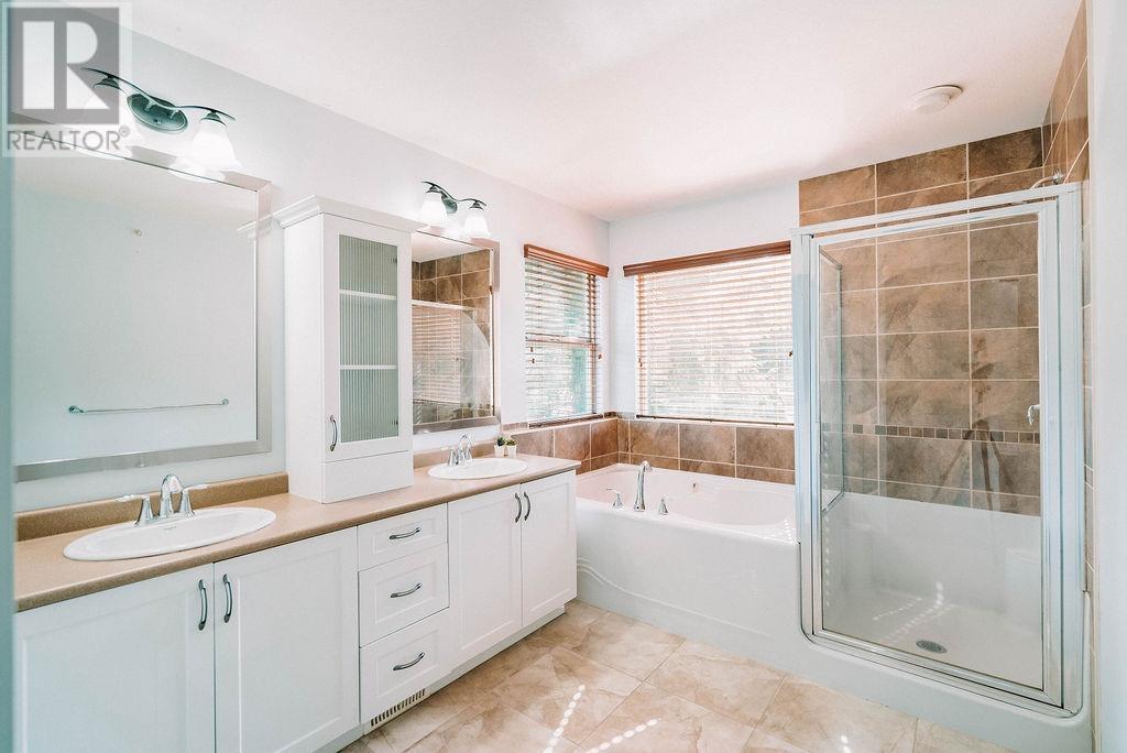 10647 Kimola Way, Maple Ridge, British Columbia  V2W 0B5 - Photo 16 - R2811886
