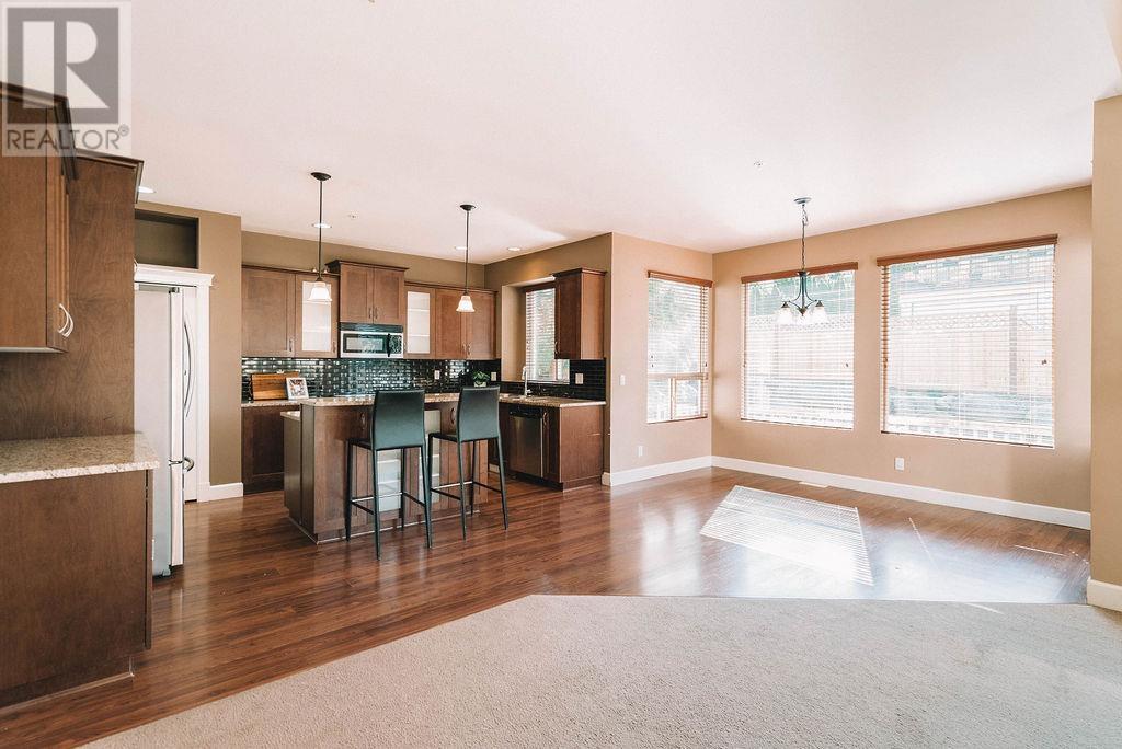 10647 Kimola Way, Maple Ridge, British Columbia  V2W 0B5 - Photo 5 - R2811886