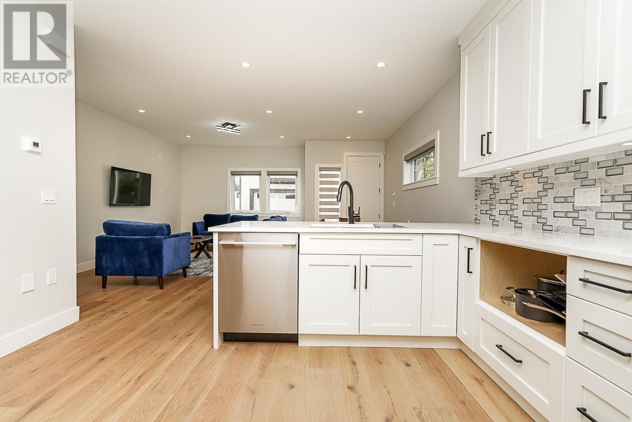 4907a 53 Street, Delta, British Columbia  V4K 2Z3 - Photo 6 - R2817696