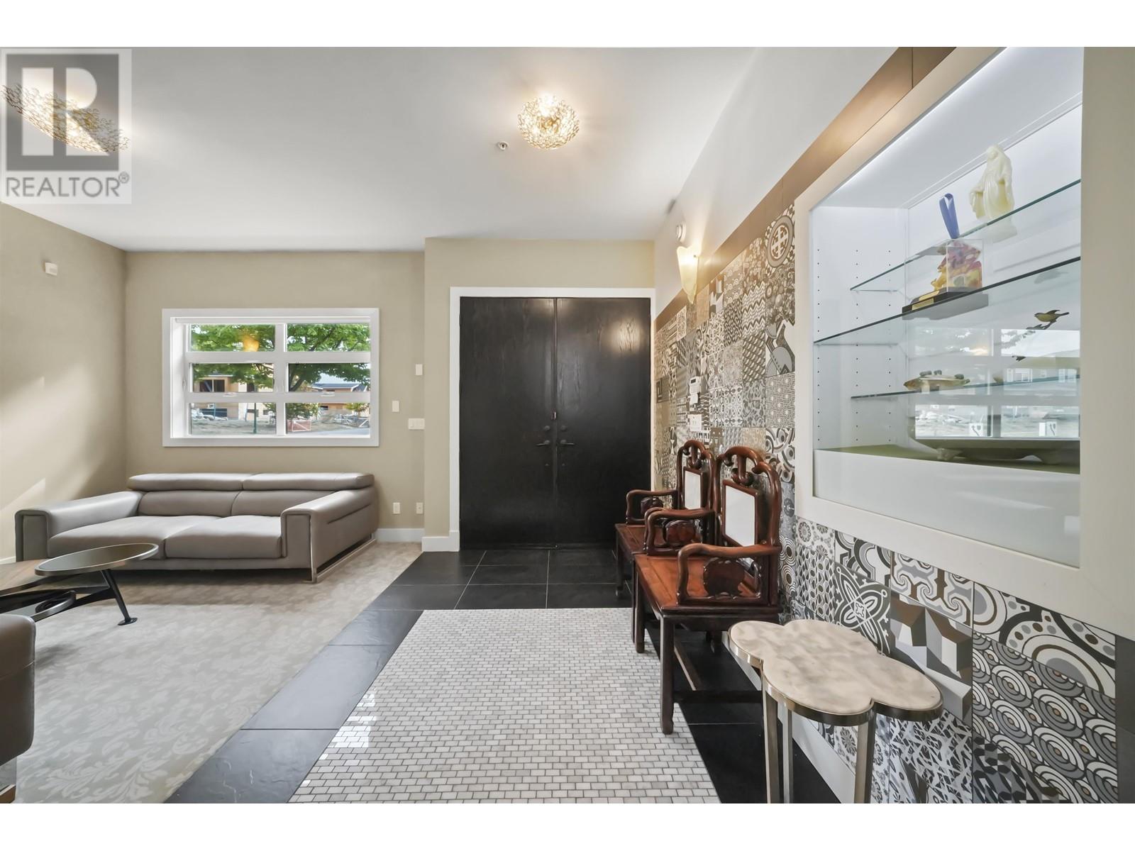 6733 Vivian Street, Vancouver, British Columbia  V5S 2T7 - Photo 6 - R2817142