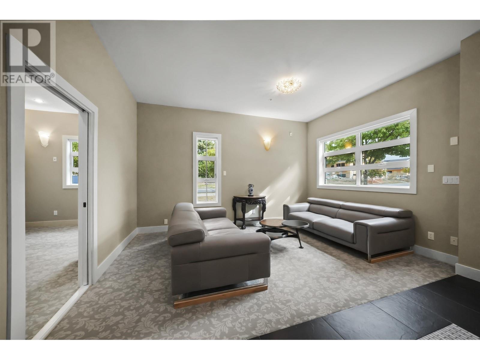 6733 Vivian Street, Vancouver, British Columbia  V5S 2T7 - Photo 7 - R2817142
