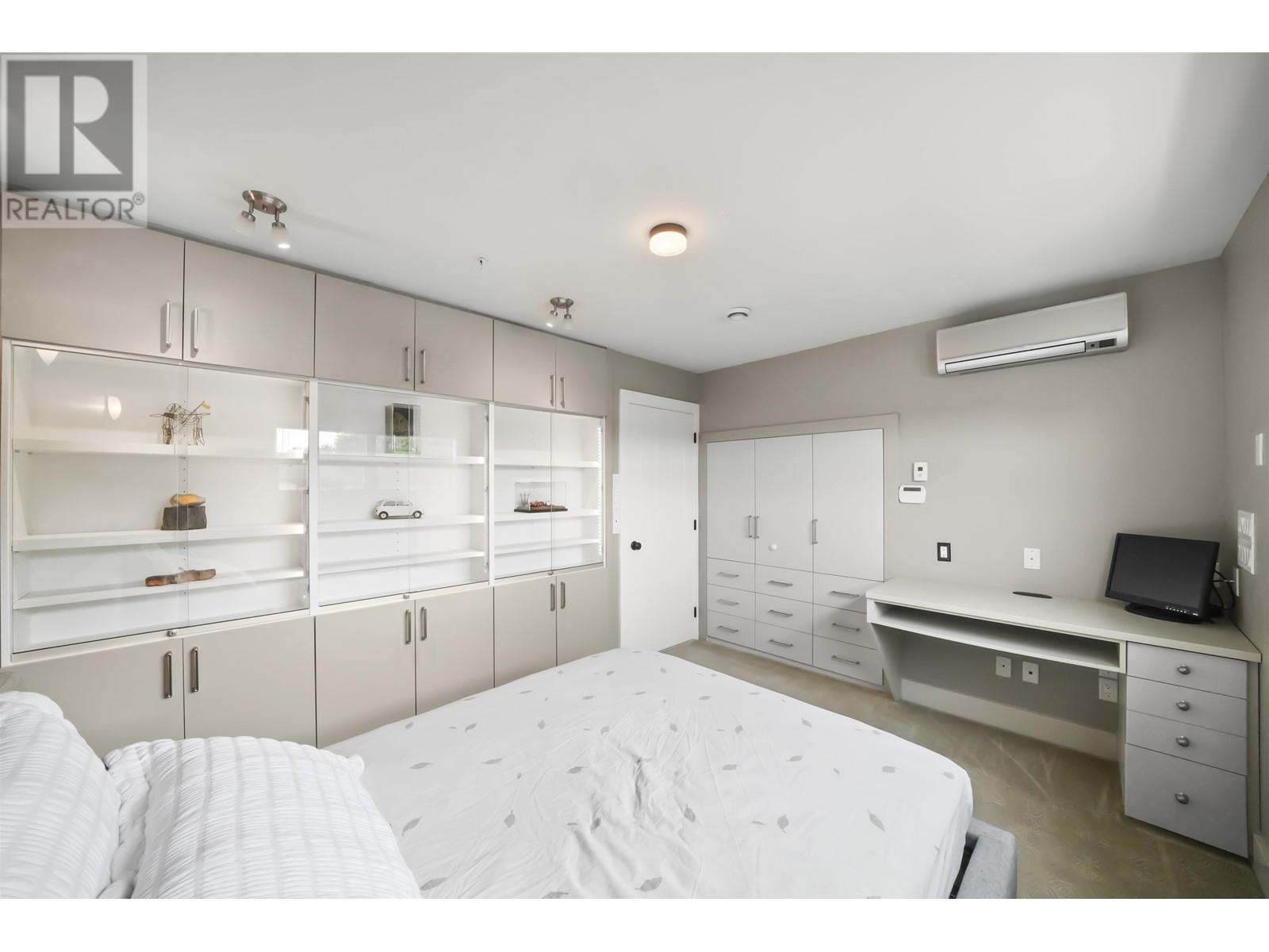 6733 Vivian Street, Vancouver, British Columbia  V5S 2T7 - Photo 19 - R2817142