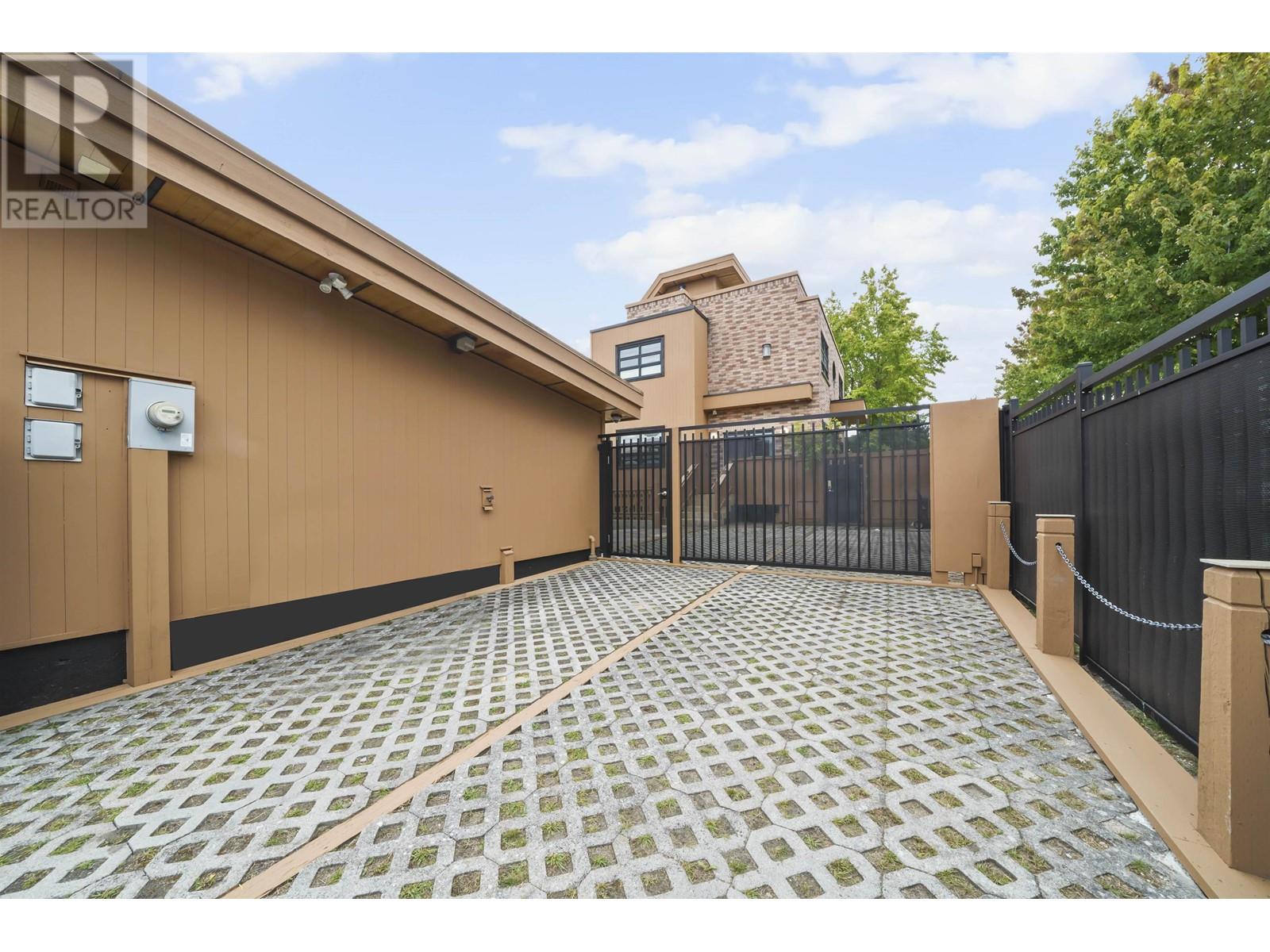 6733 Vivian Street, Vancouver, British Columbia  V5S 2T7 - Photo 37 - R2817142