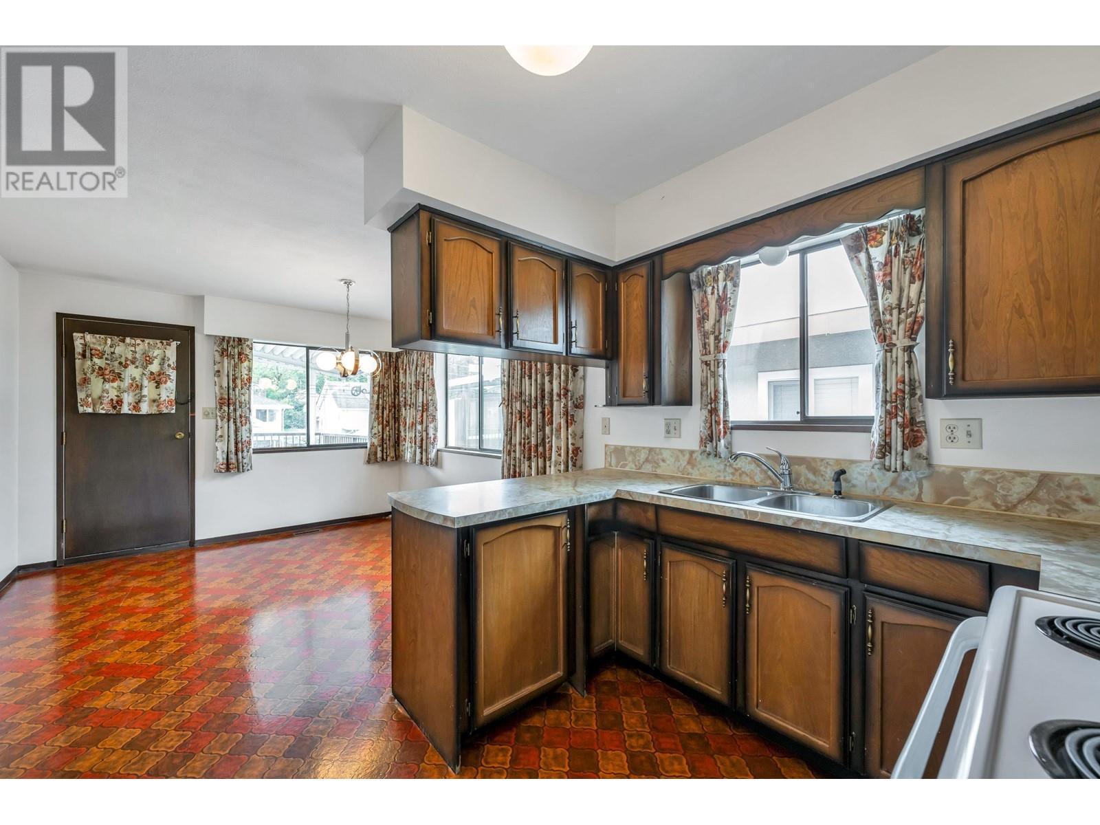 2072 E 25th Avenue, Vancouver, British Columbia  V5N 2V6 - Photo 13 - R2816484