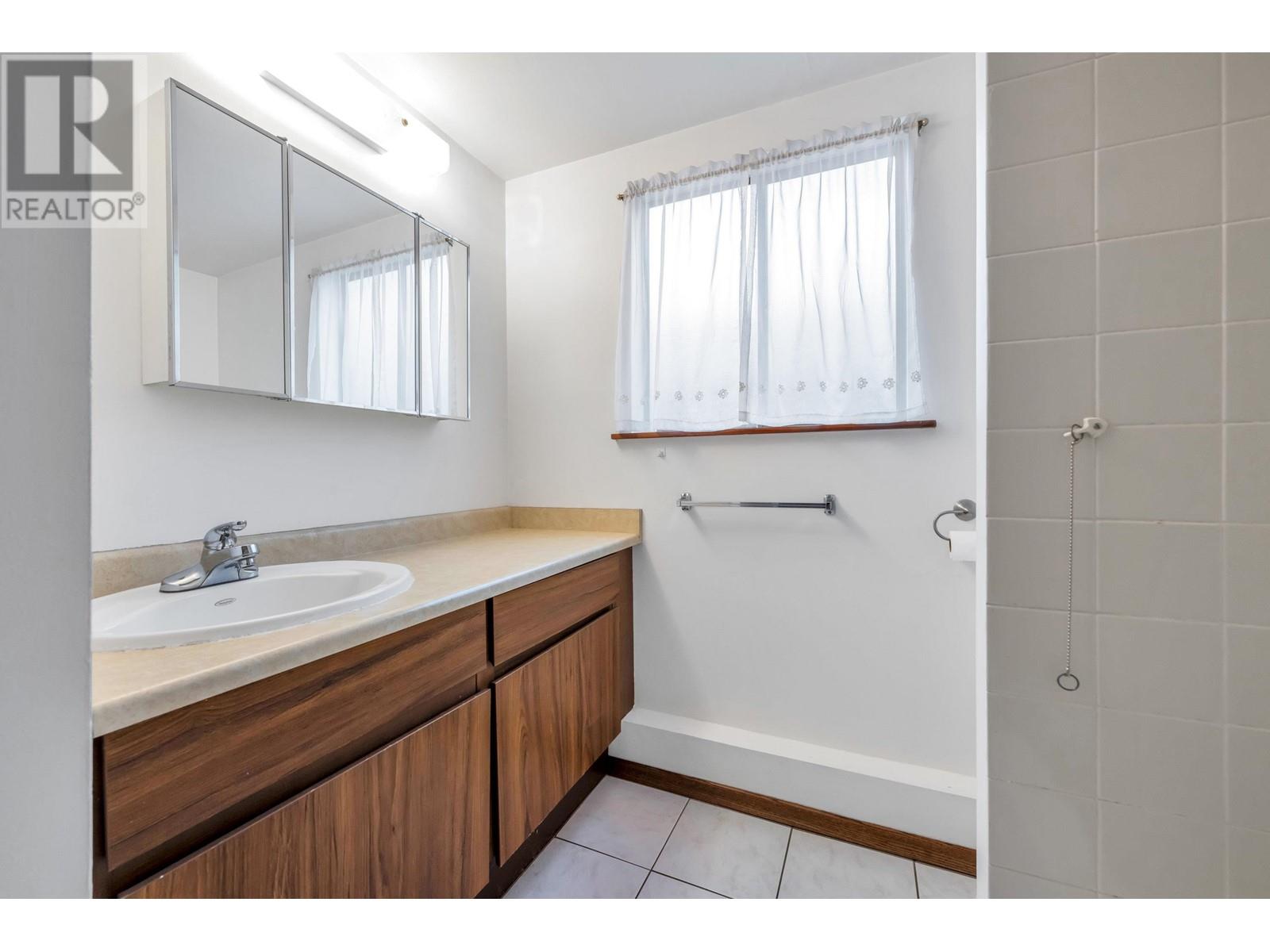 2072 E 25th Avenue, Vancouver, British Columbia  V5N 2V6 - Photo 34 - R2816484